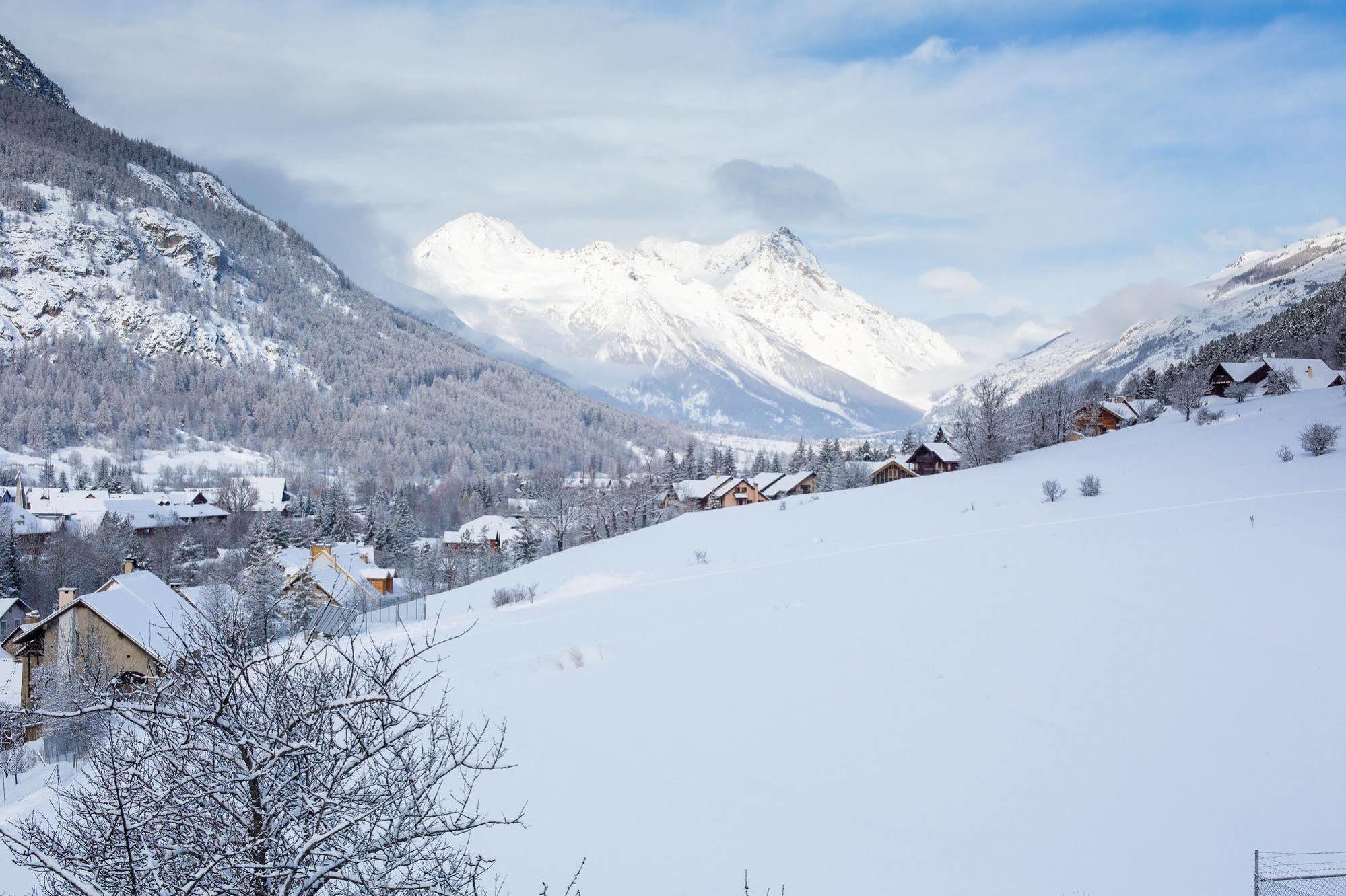 Langley Hotel La Vieille Ferme La Salle-les-Alpes Exterior photo